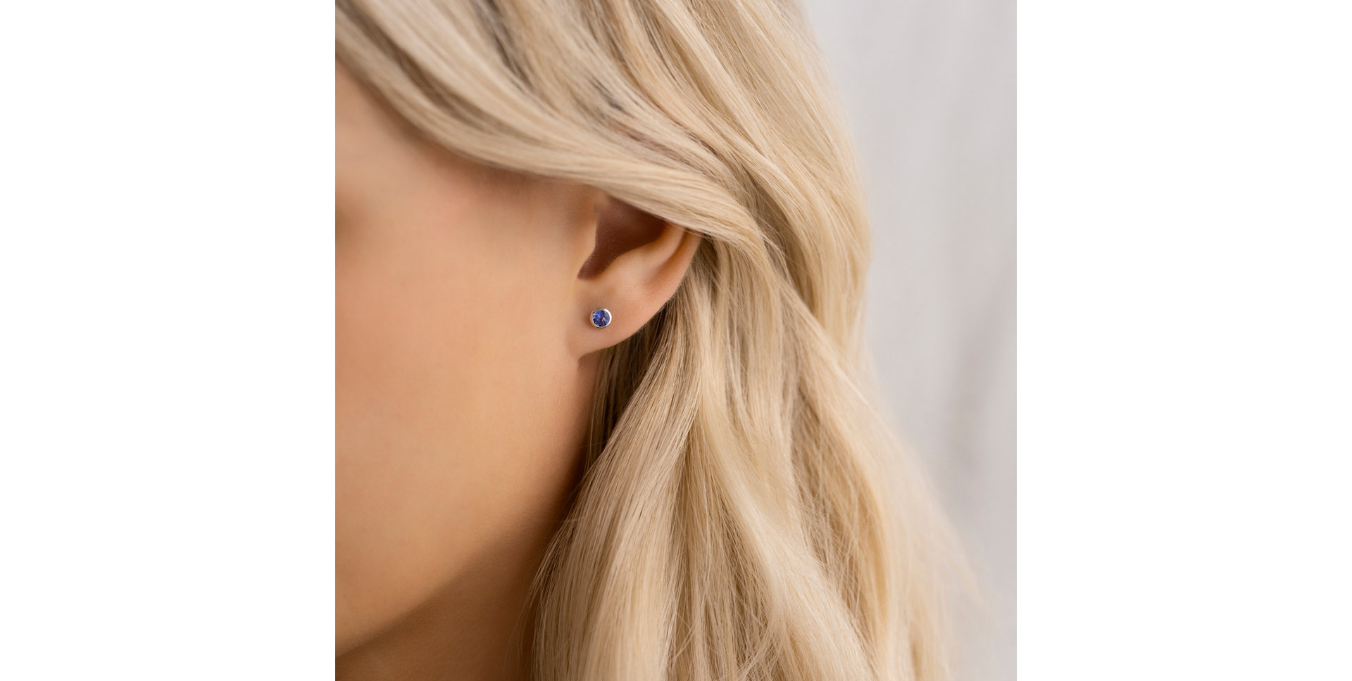 Naušnice s tanzanitom Shiny Dots