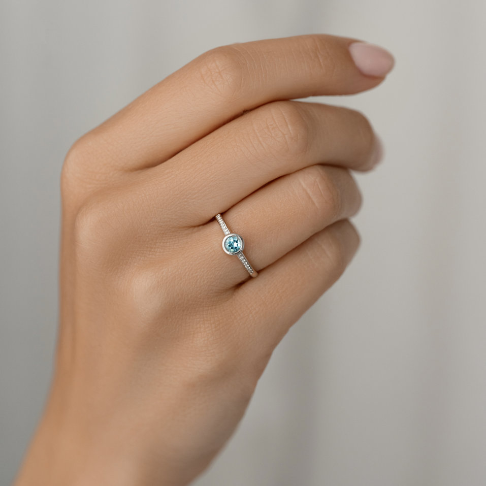 Prsteň s diamantmi a topásom Regal Sparkle