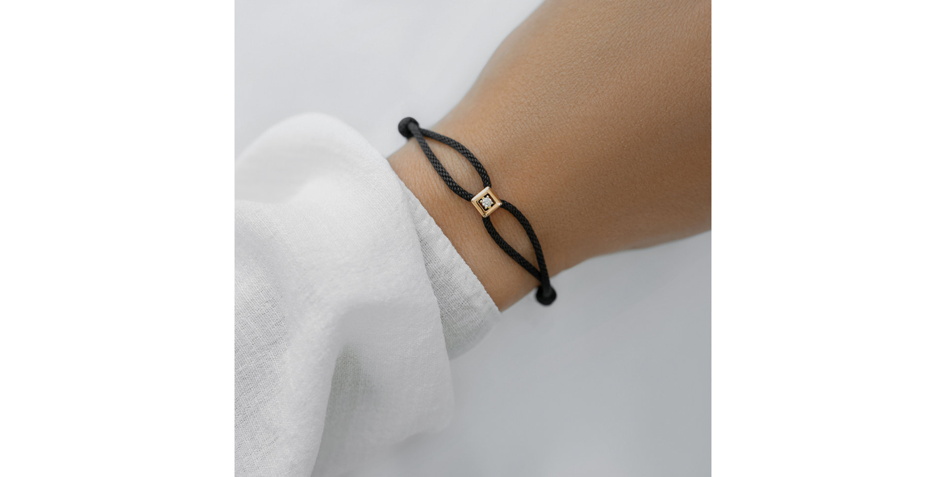 Náramok s diamantom Secret Symbol