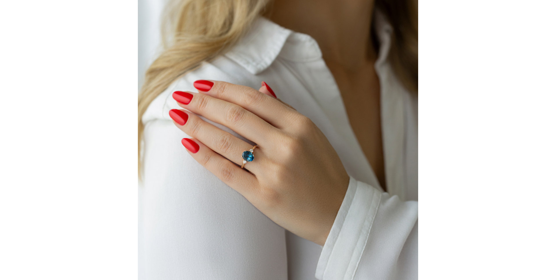 Prsteň s diamantmi a morganitom Clementine Haze