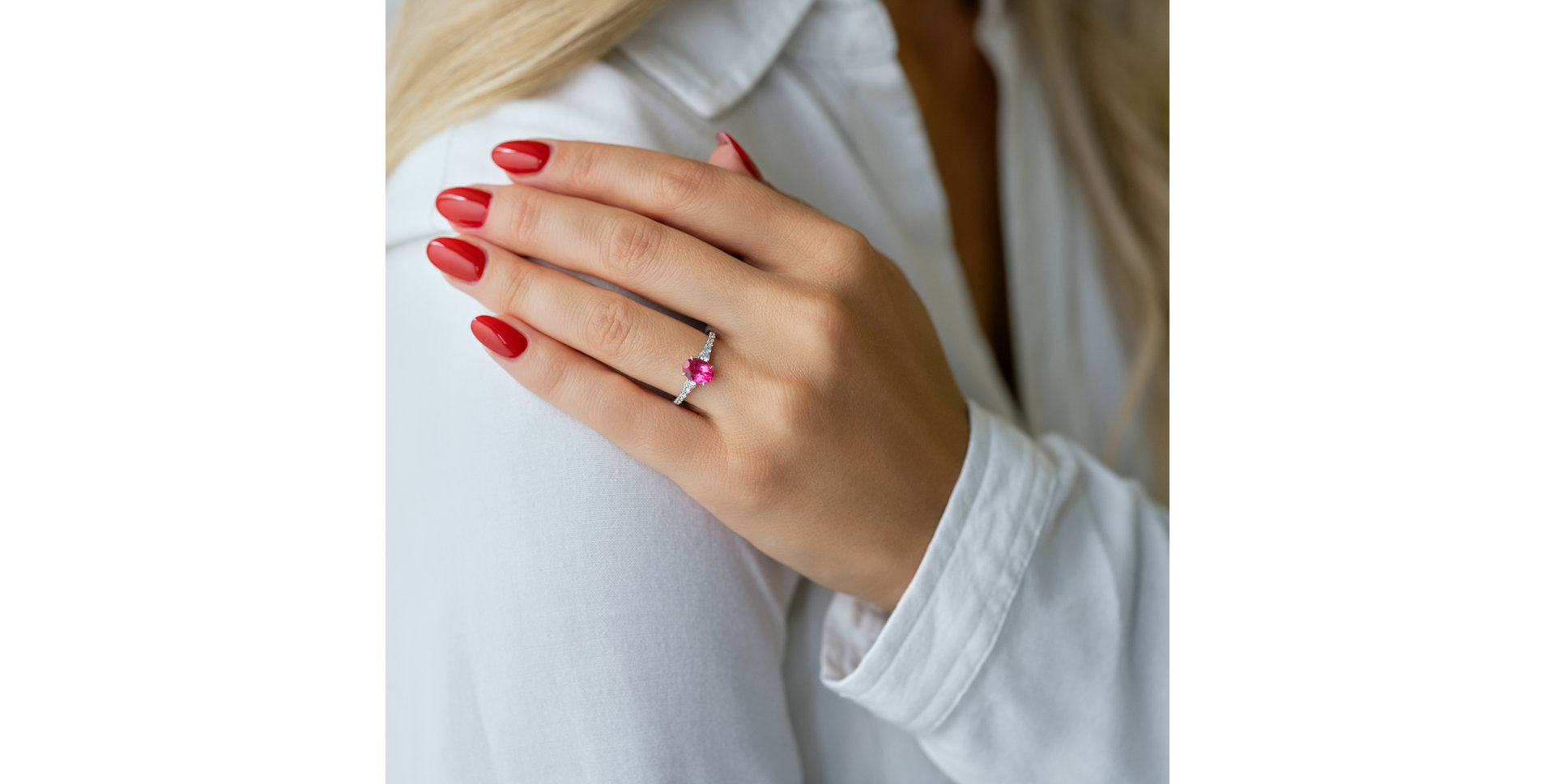 Prsteň s diamantmi a spinelom Shimmering Dazzle
