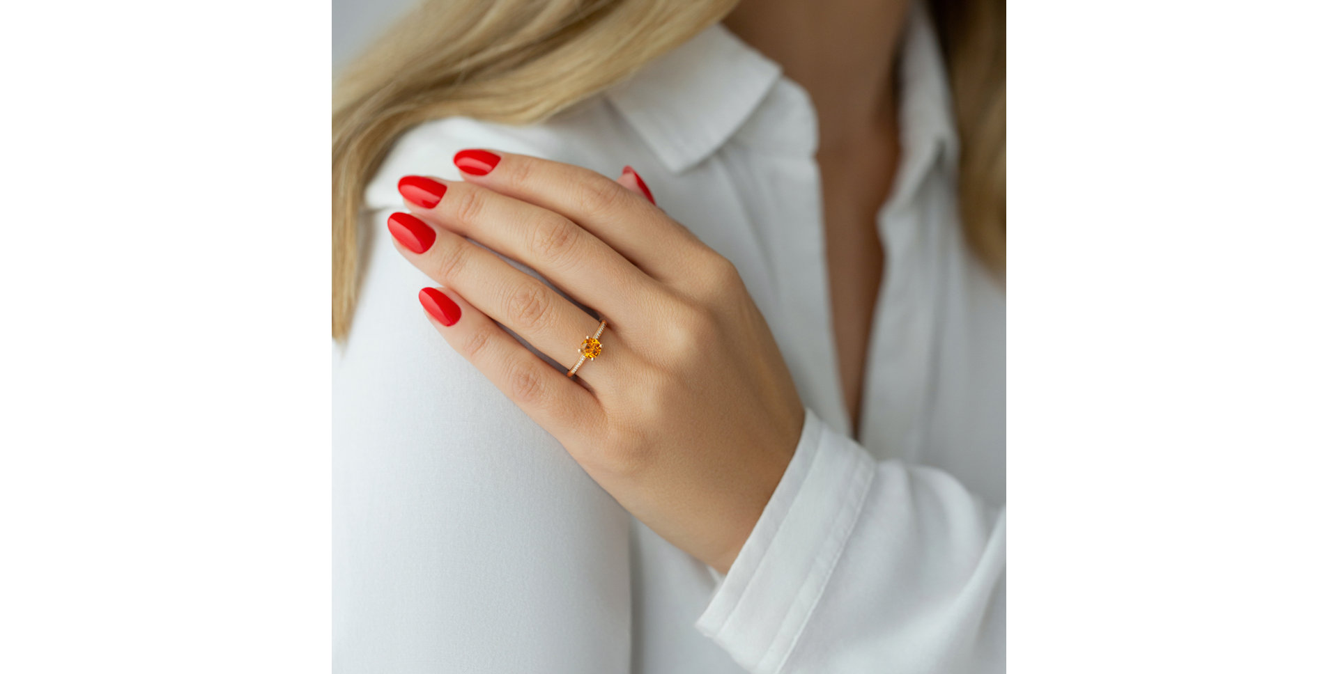 Prsteň s diamantmi a zafírom Velvet