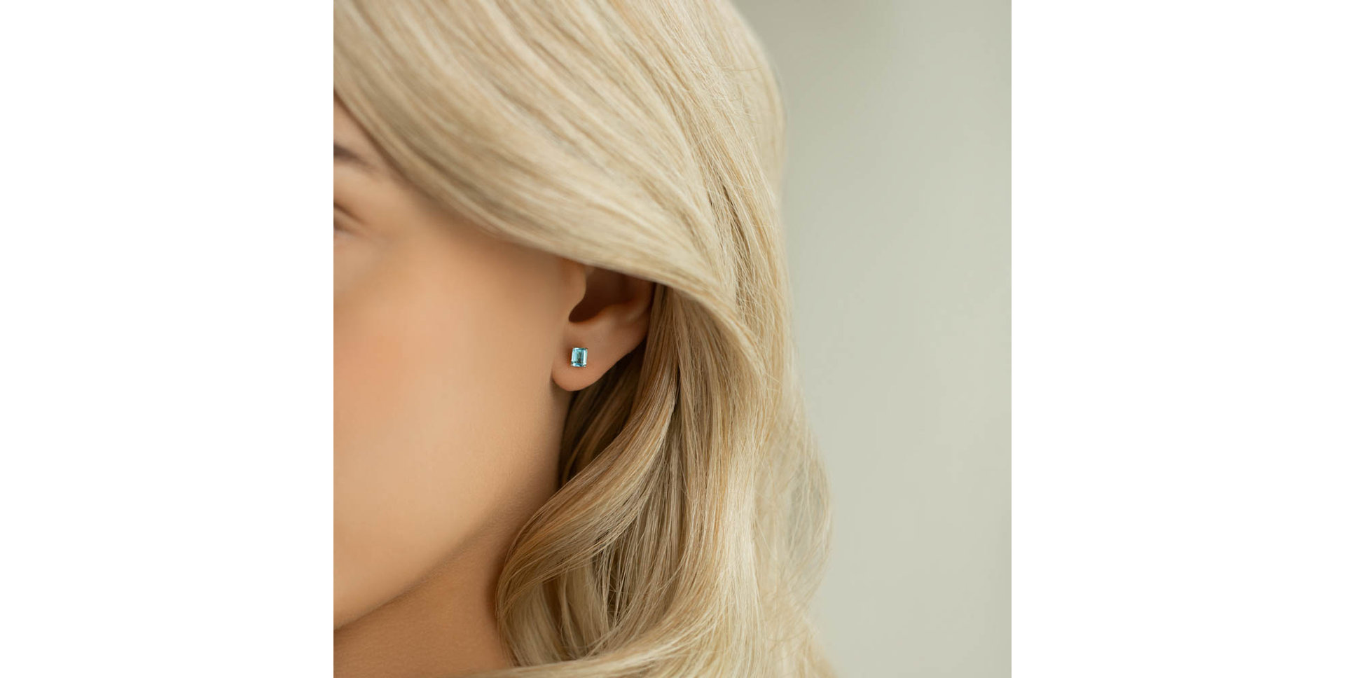 Náušnice s rubínom Thostra