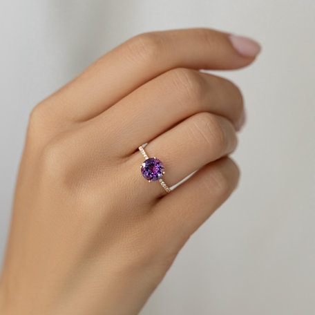 Prsteň s diamantmi a rhodolitom Zorabelle