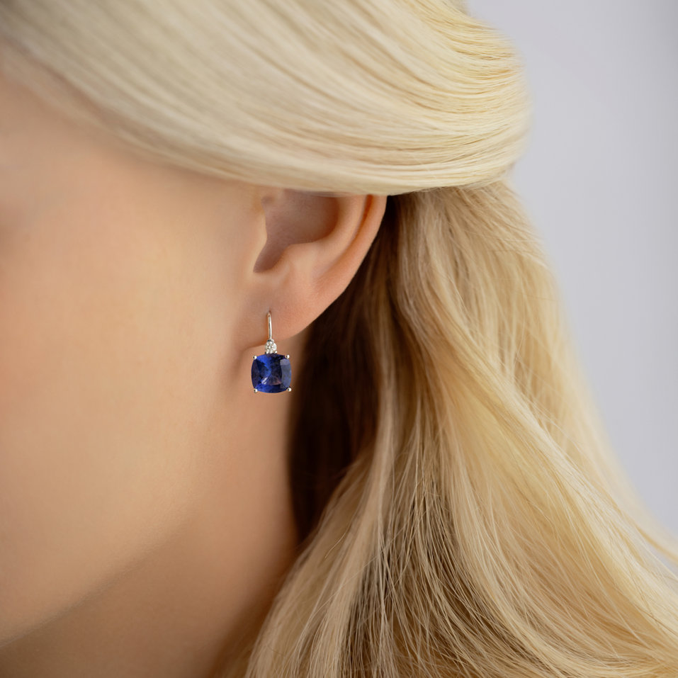 Náušnice s diamantom a rhodolitom The Countess