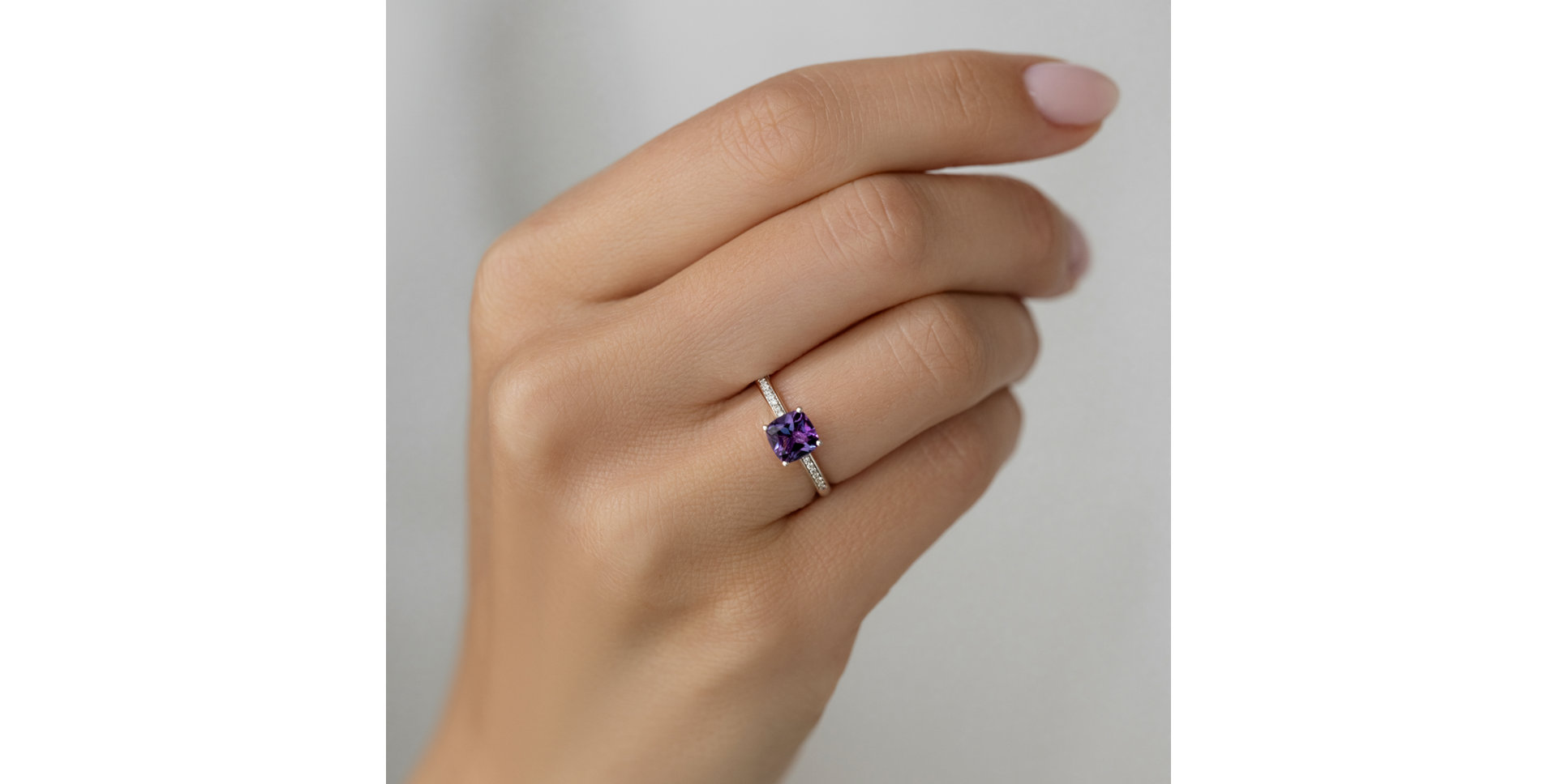 Prsteň s diamantmi a rhodolitom Melody Symphony