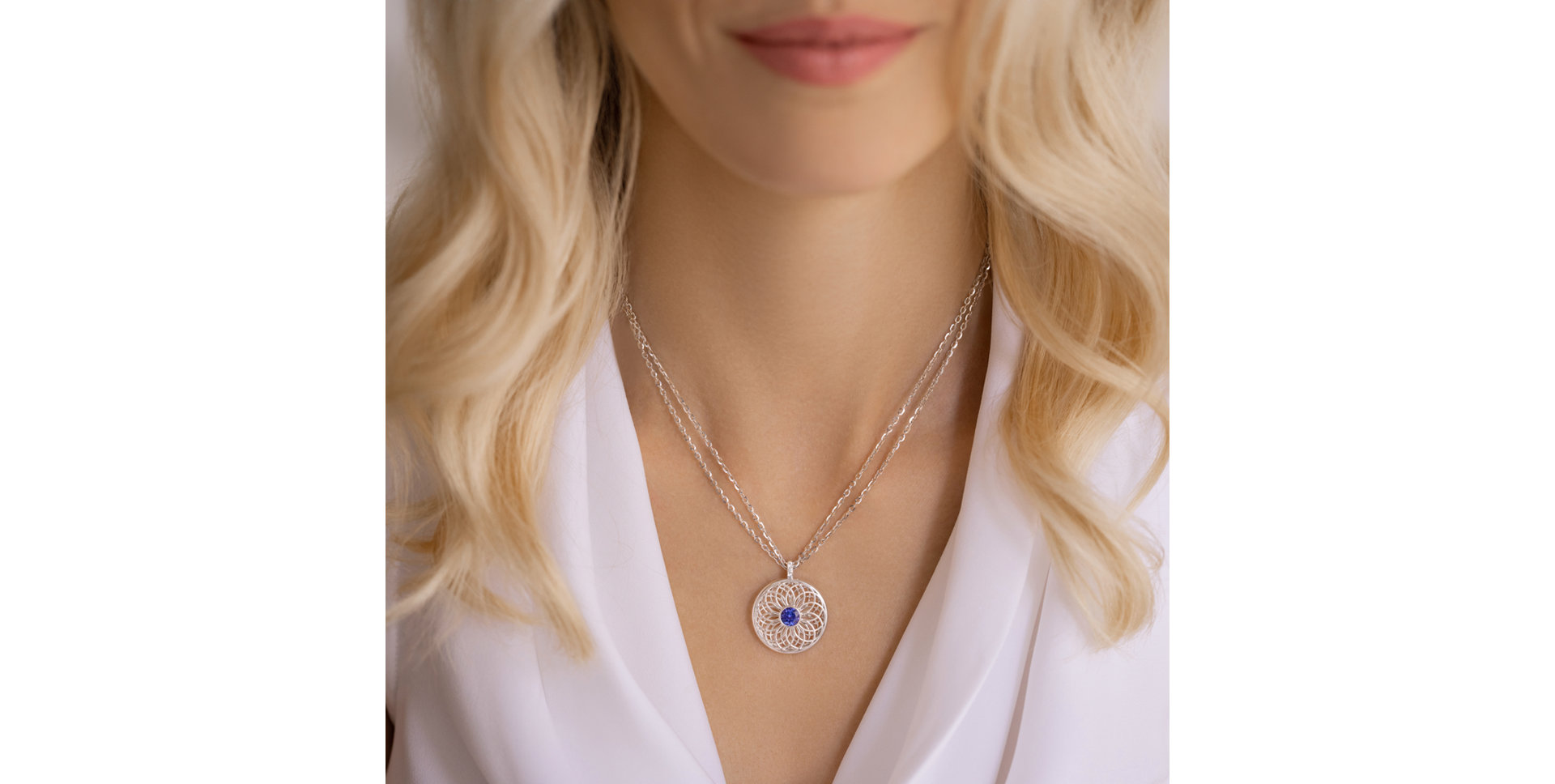 Náhrdelník s diamantmi a tanzanitom Sphere of Light