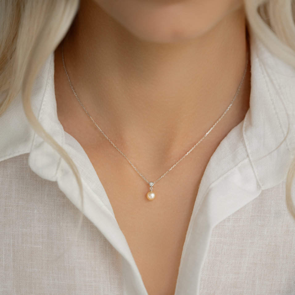 Náhrdelník s diamantom a sladkovodnou bielou perlou Historic Pearl