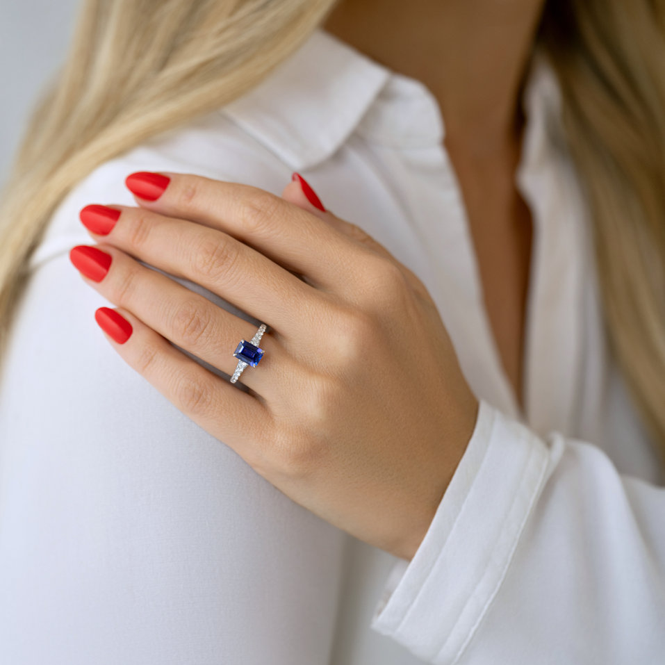 Prsteň s diamantmi a smaragdom Majestic Imagination