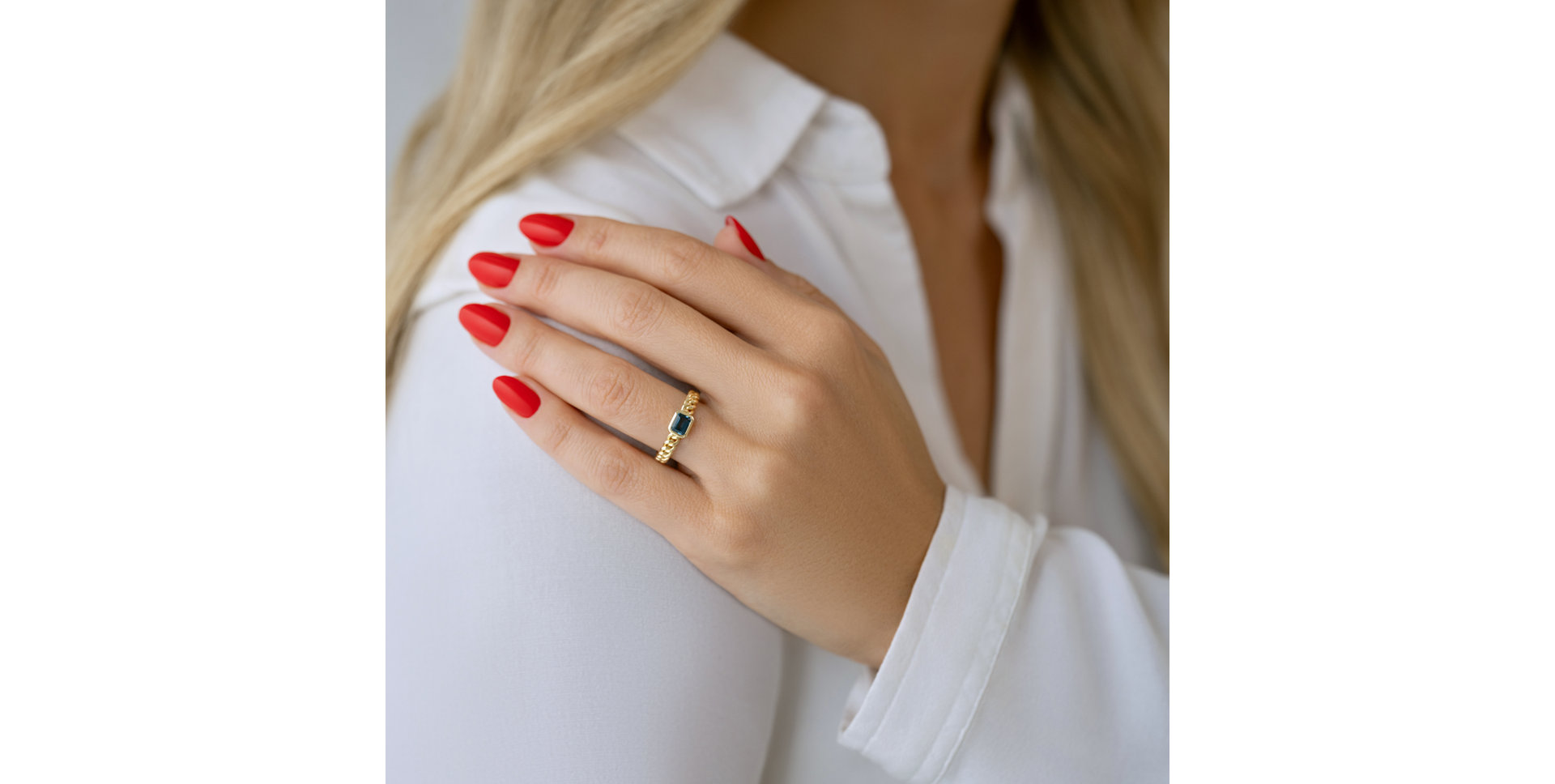 Prsteň s topásom Vespera Frost