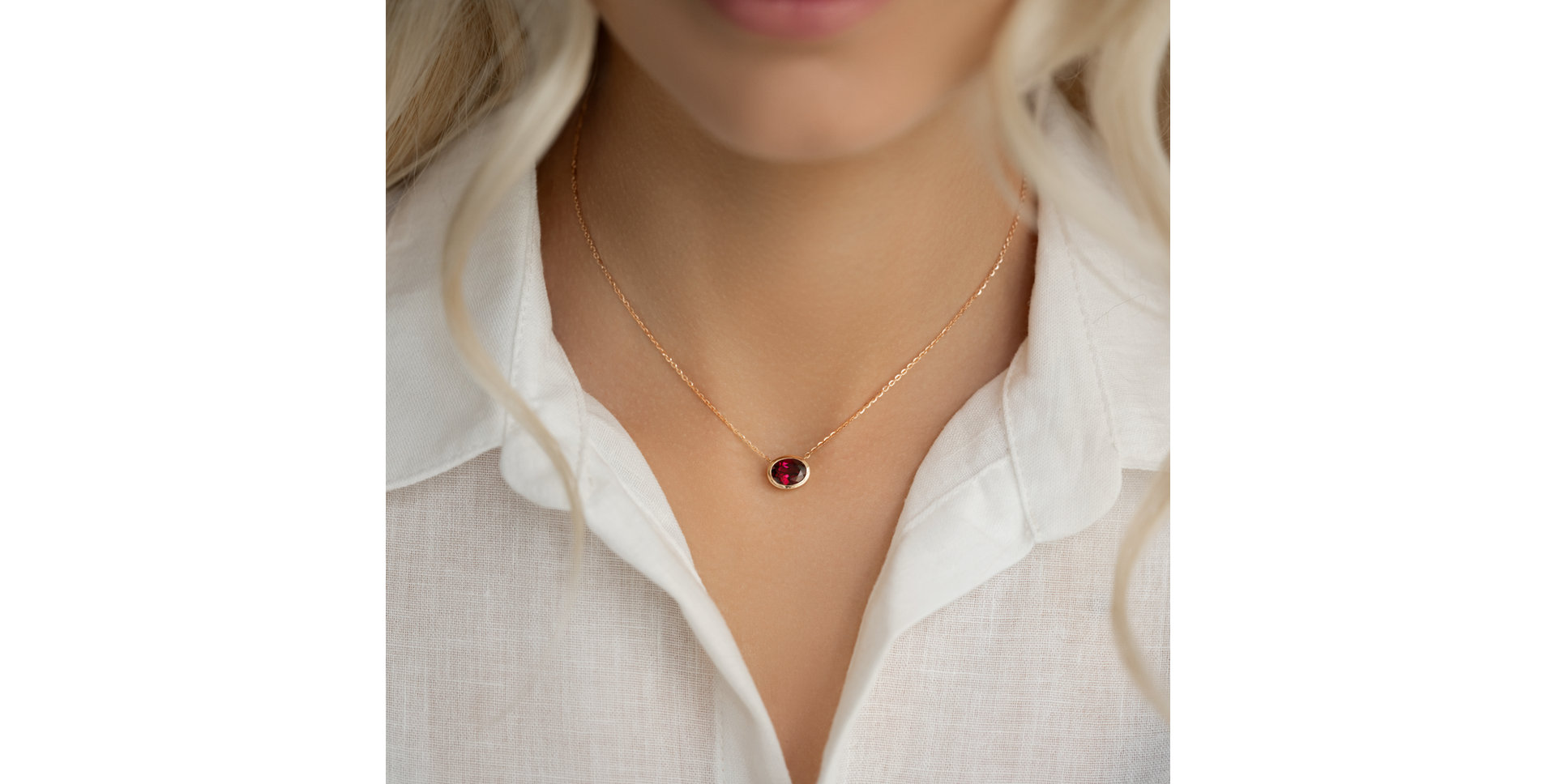 Náhrdelník s rhodolitom Satin Mirror