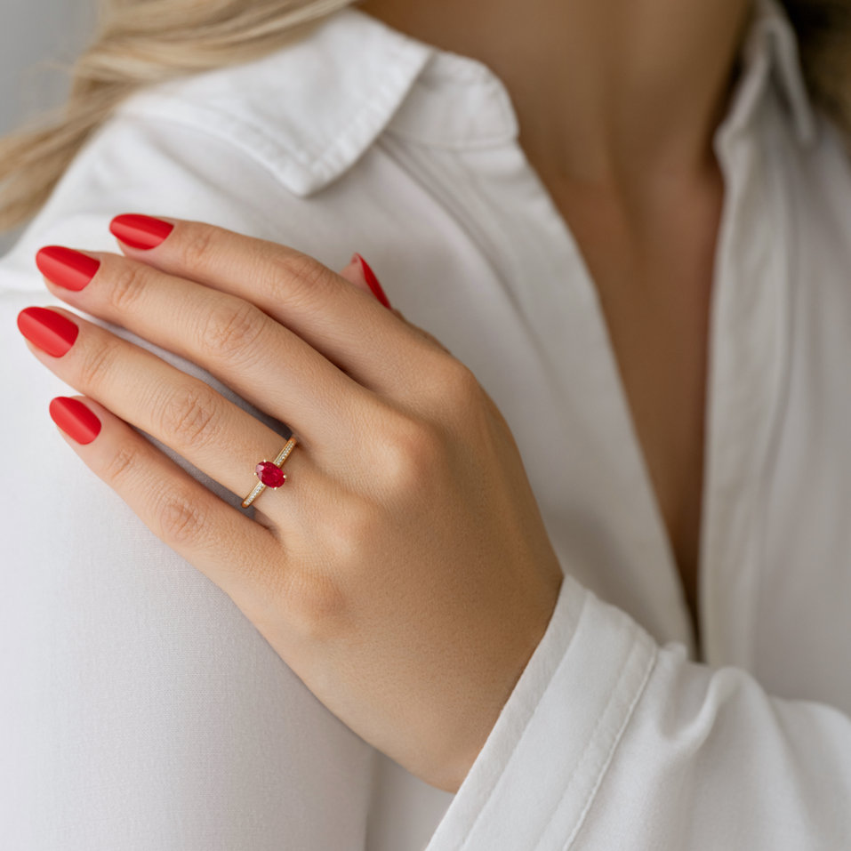 Prsteň s diamantmi a rubínom Paulinne