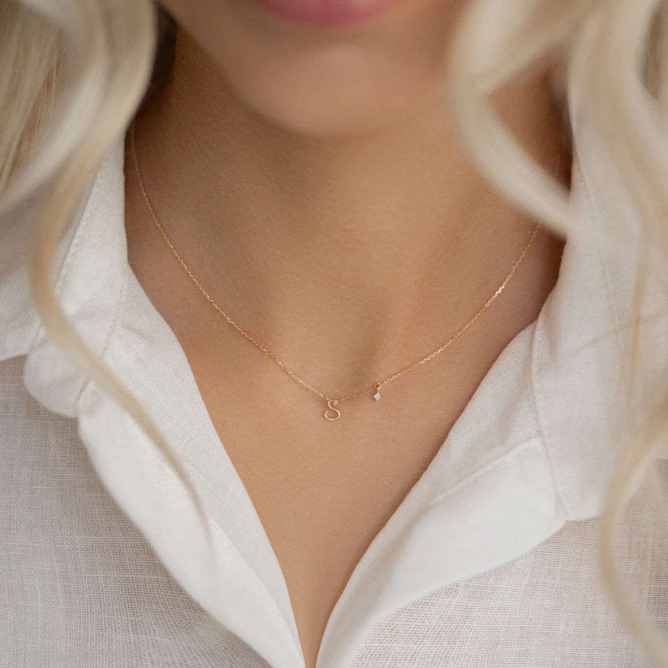 Náhrdelník s diamantom Elegance Letter