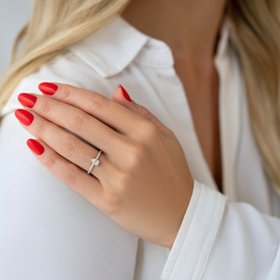 Prsteň s diamantmi Seriane