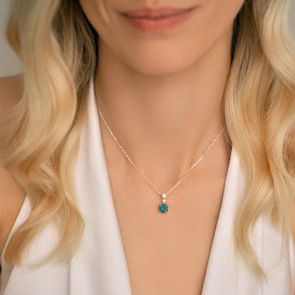 Náhrdelník s diamantmi a turmalínom Seafoam Spark