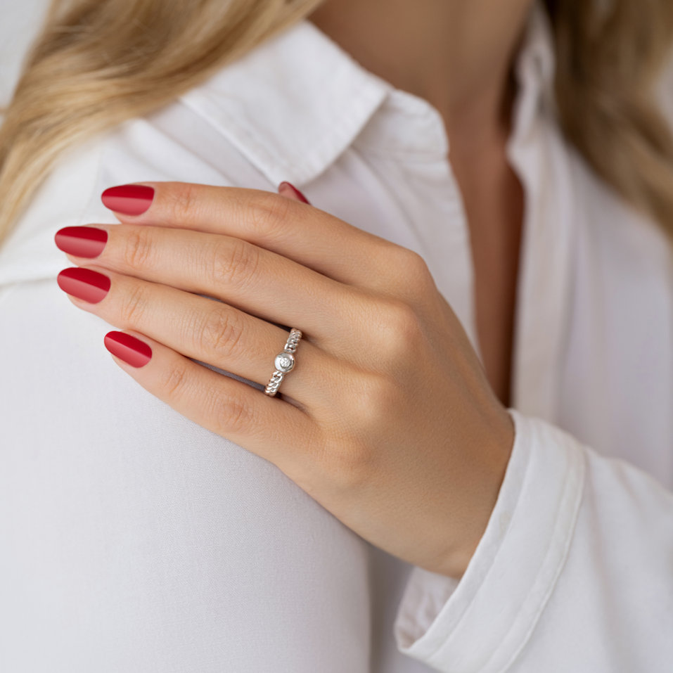 Prsteň s diamantom Modesto