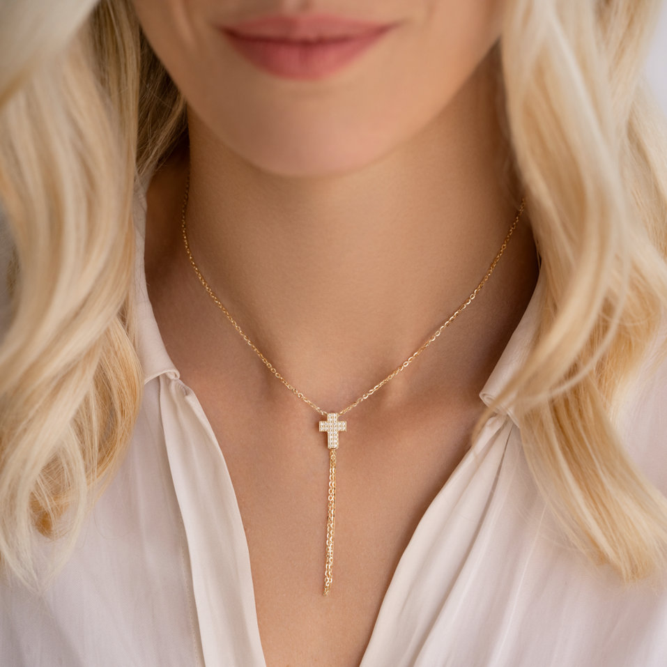 Náhrdelník s diamantmi Divine Cross