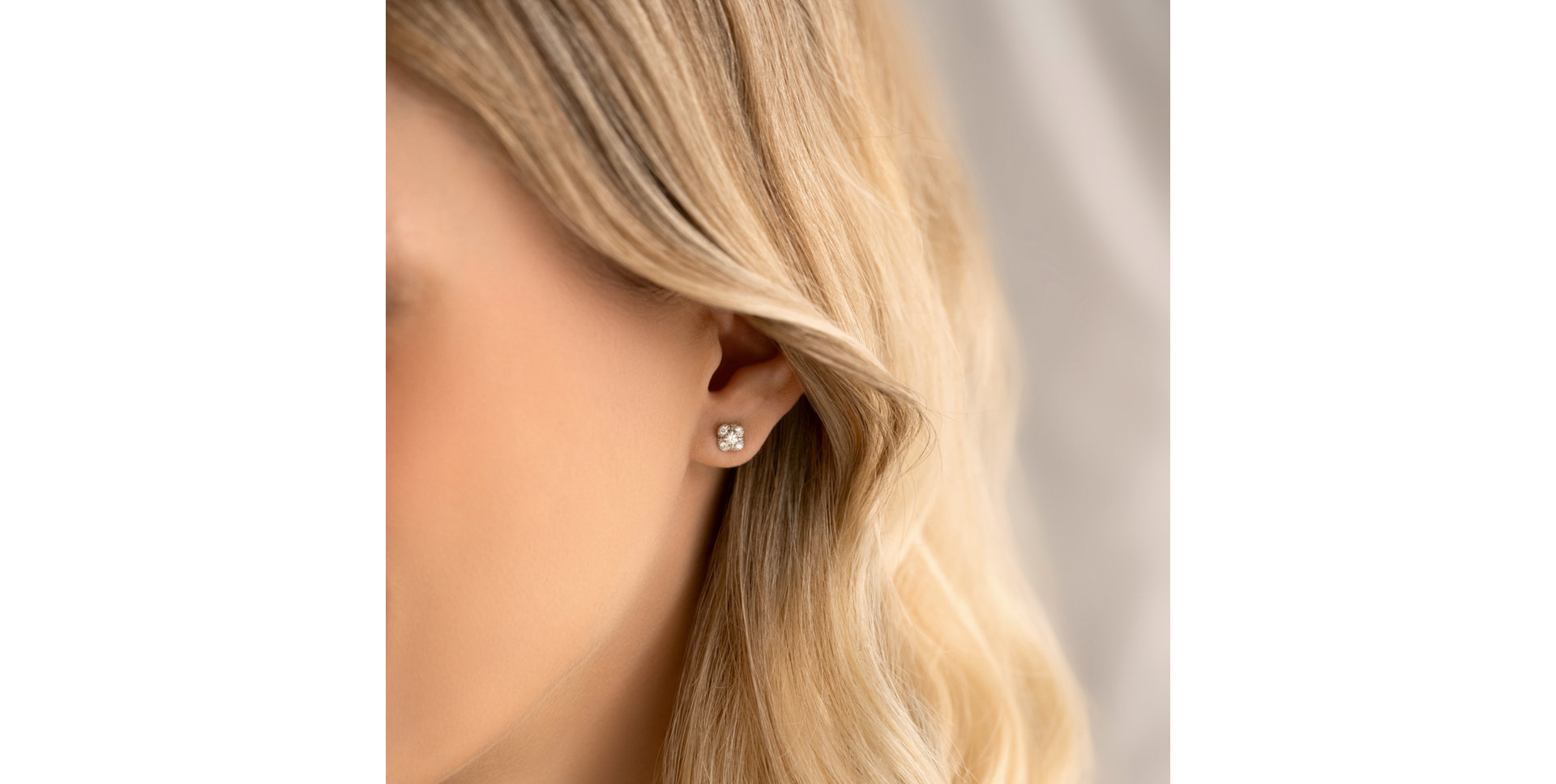 Náušnice s diamantmi Amorielle