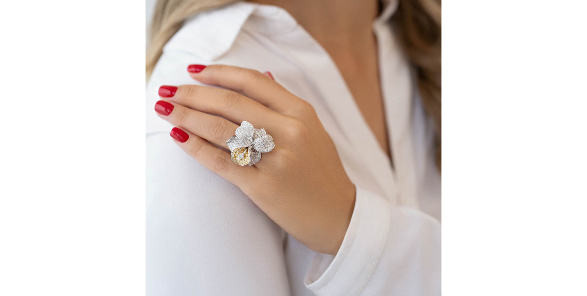 Prsteň s diamantmi Gold Calla