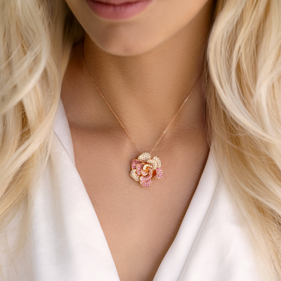 Prívesok s diamantmi a zafírmi Moon Magnolia