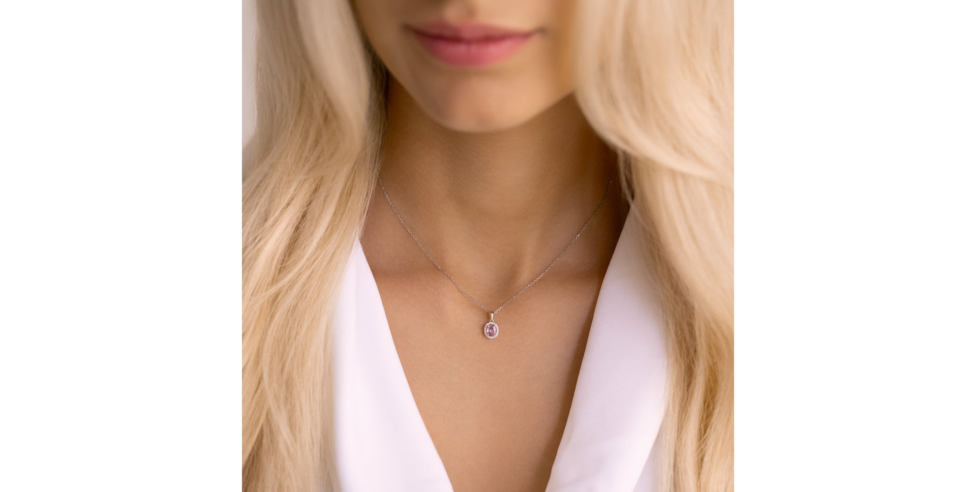 Přívěsok so zafírom a diamantmi Royal Love