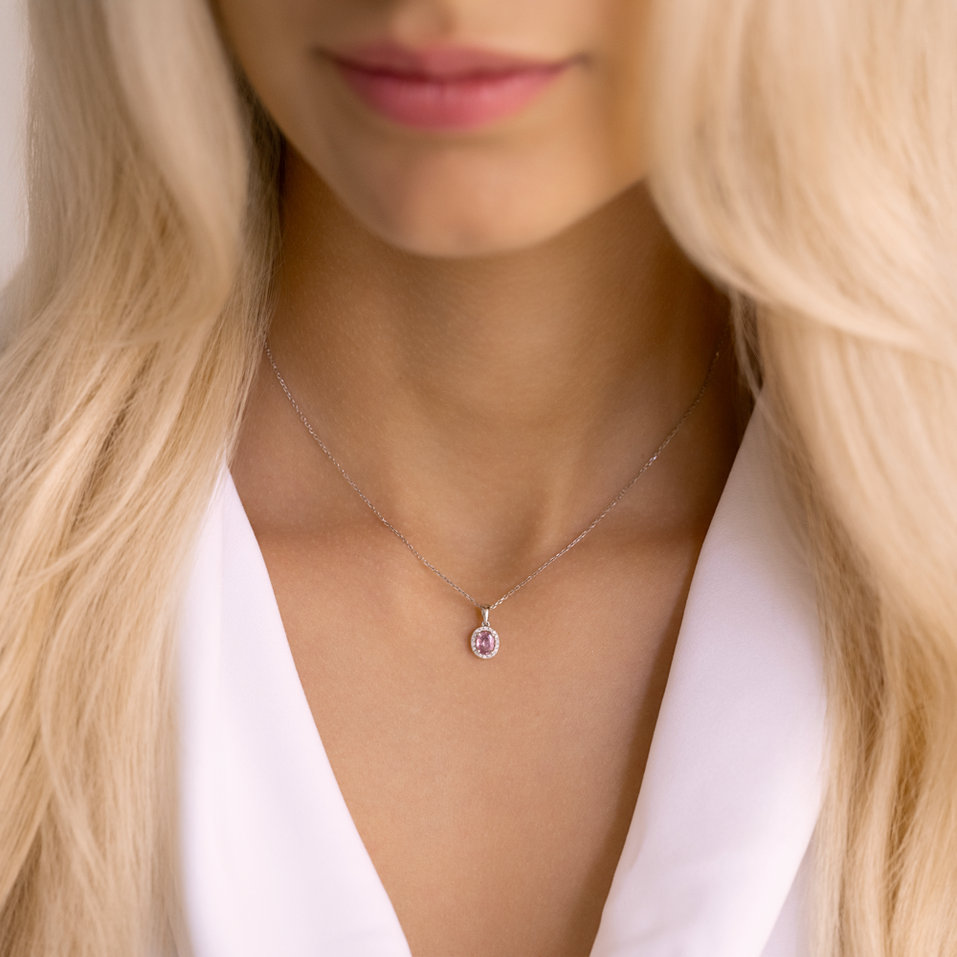 Přívěsok so zafírom a diamantmi Royal Love