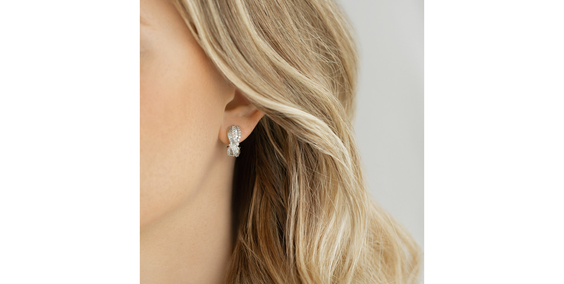 Náušnice s diamantmi Amritpal