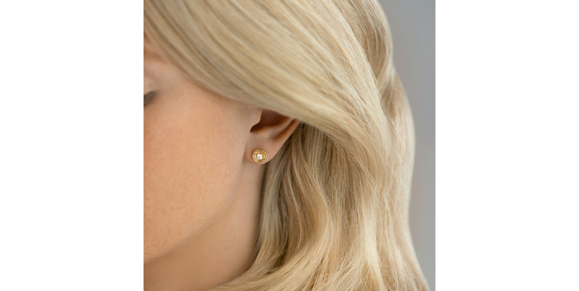 Náušnice s diamantom Aaron