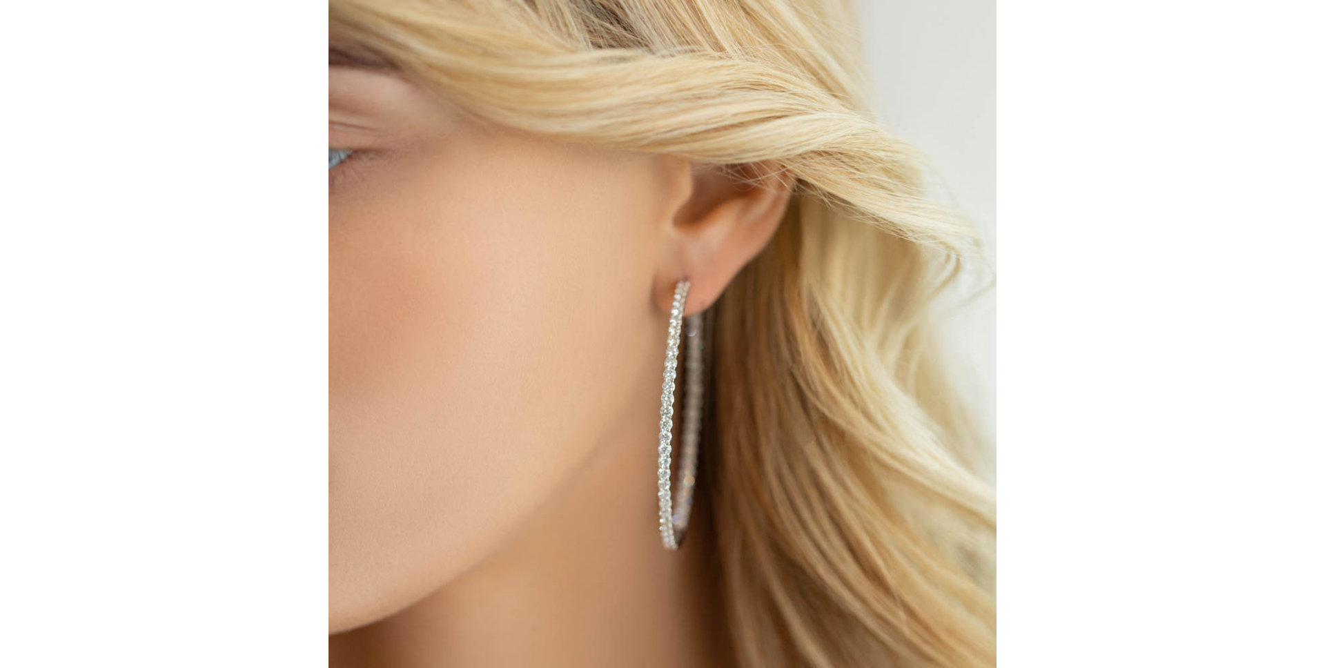 Náušnice s diamantmi Luxury Touch