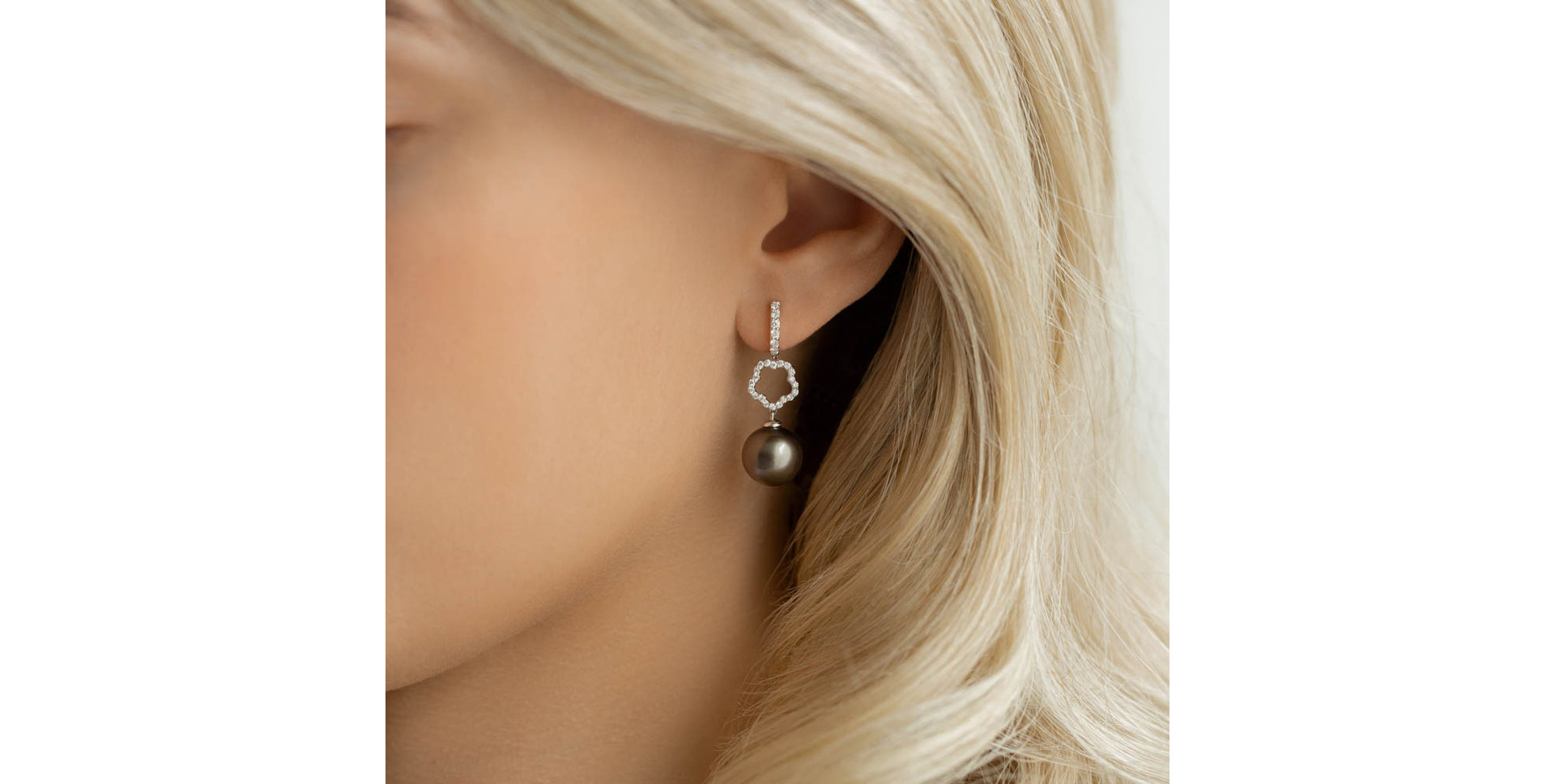 Náušnice s perlou a diamantmi Daevas