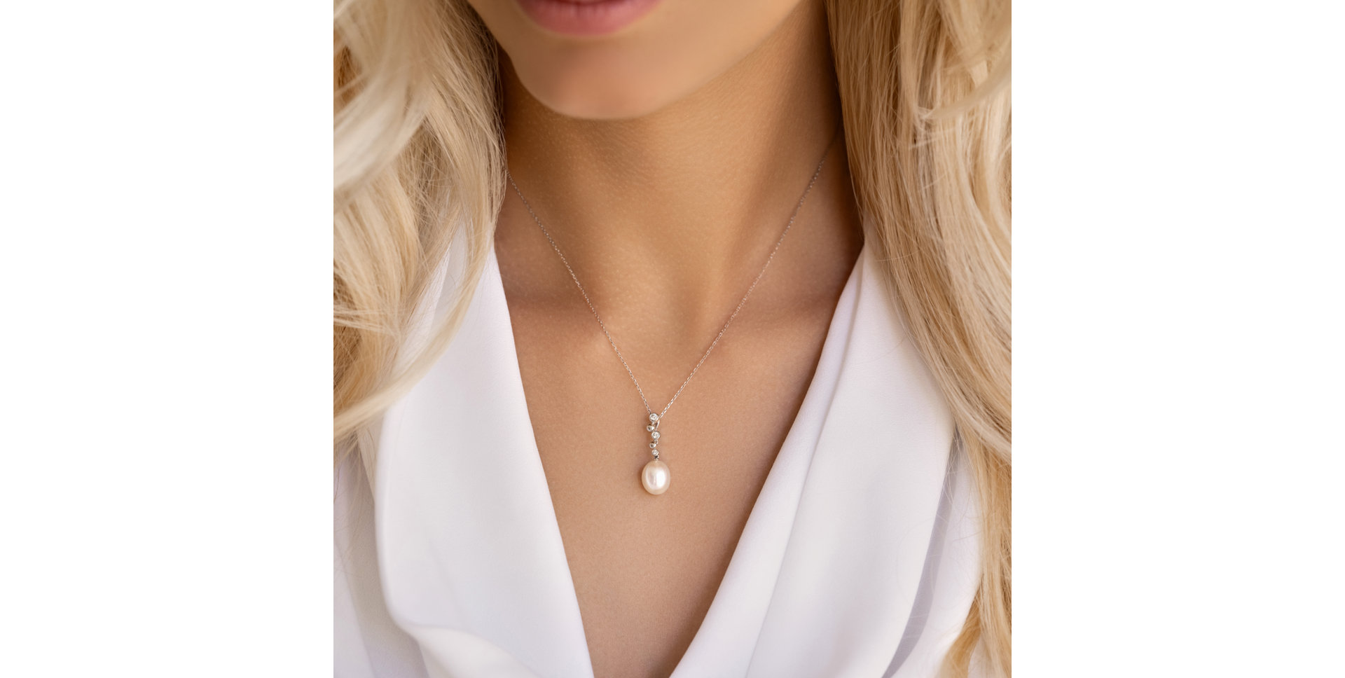 Přívěsok s perlou a diamantmi Pearl Royalty