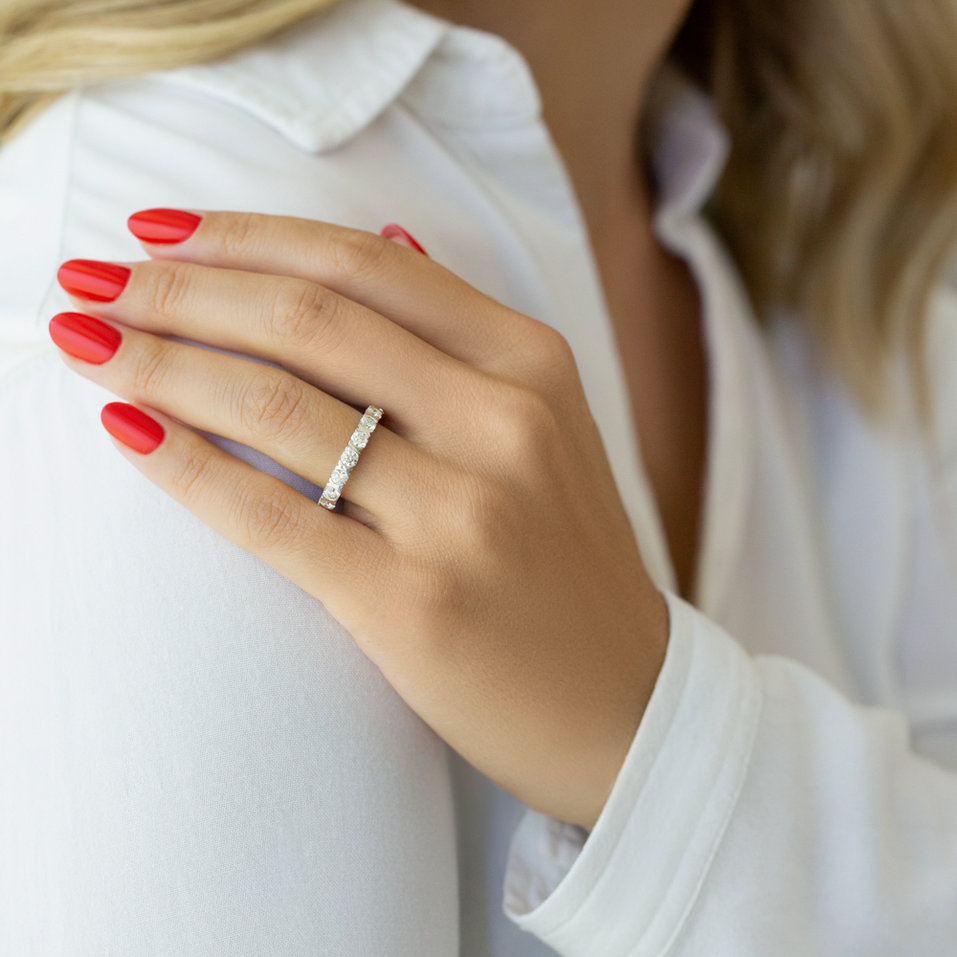 Prsteň s diamantmi Chansons