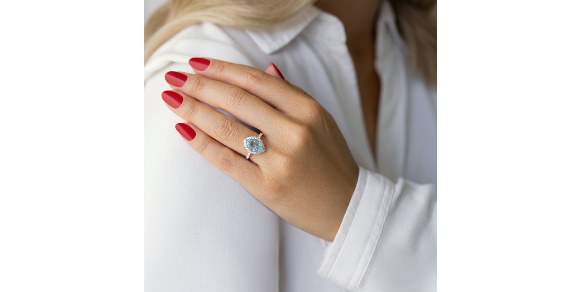 Prsteň s topásom a diamantmi Alluring Taste