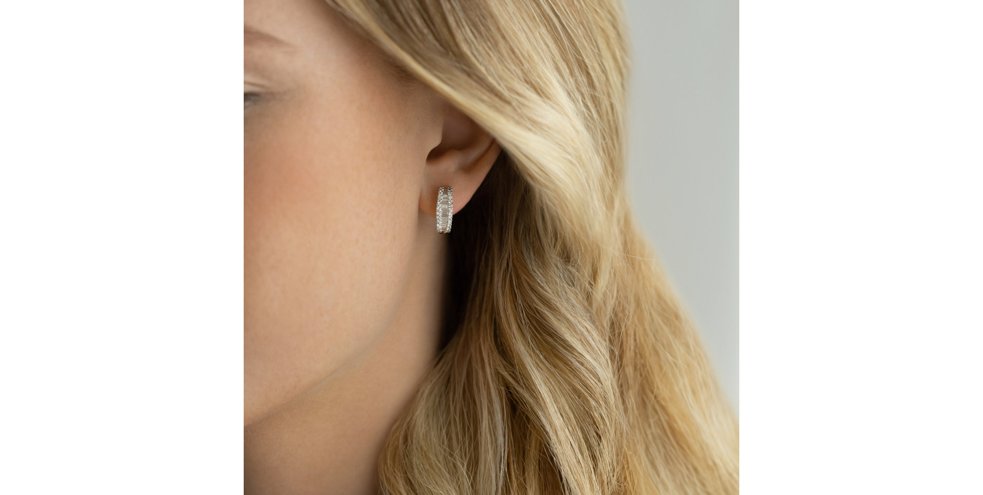 Náušnice s diamantmi Jinx