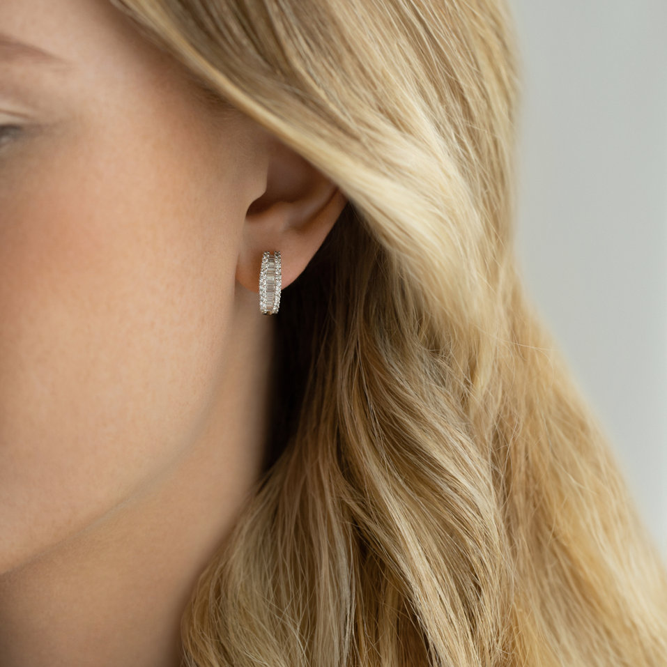 Náušnice s diamantmi Jinx