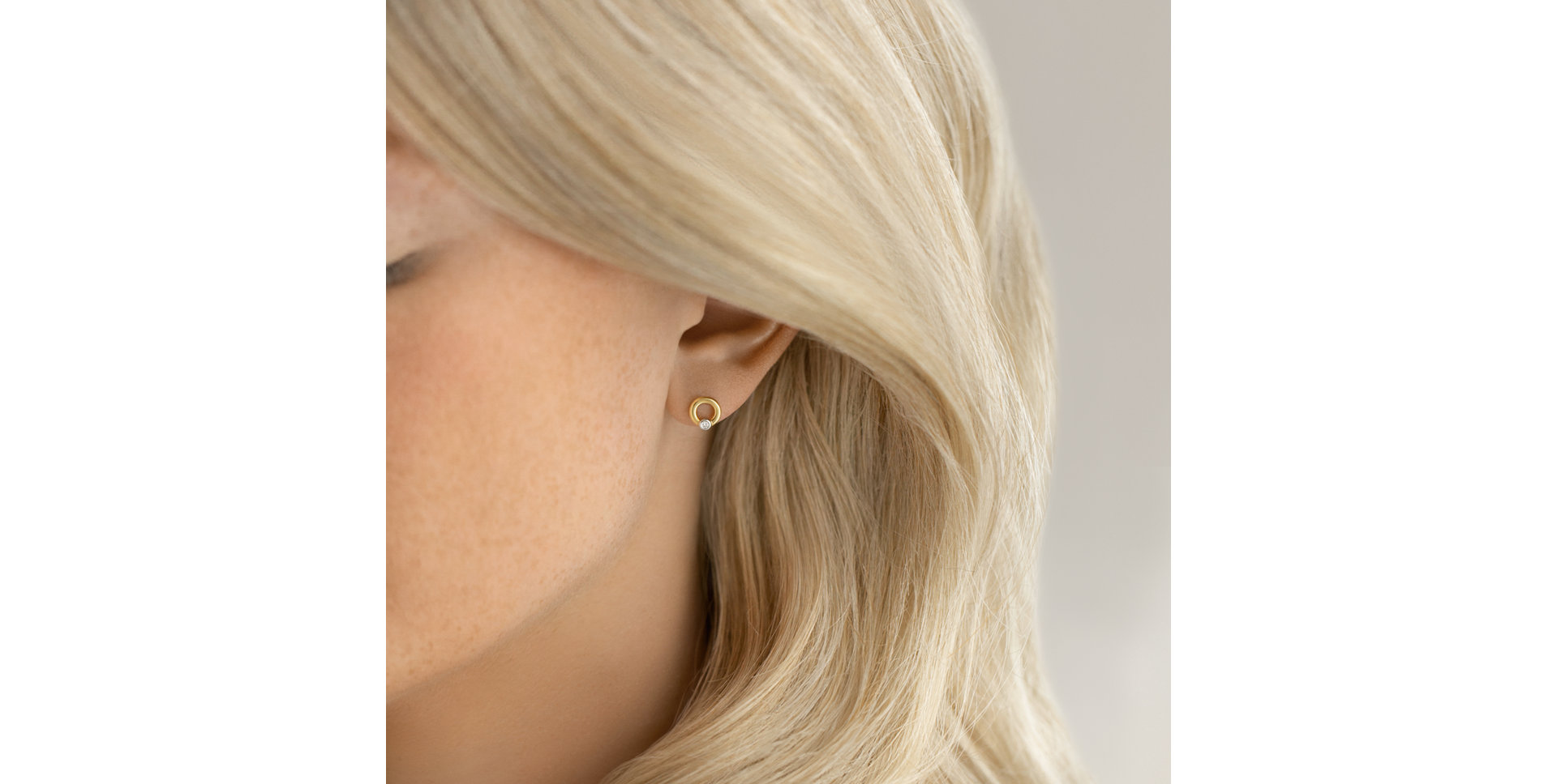 Náušnice s diamantom Classic Radiance