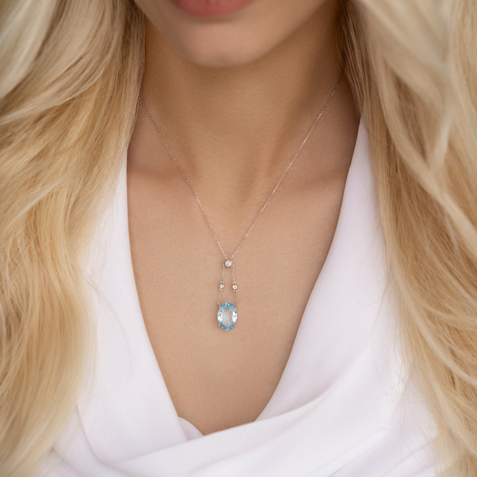 Přívěsok s quartzom a diamantmi Koridon