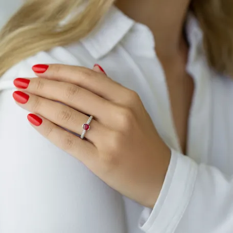 Prsteň s rubínom a diamantmi Louise