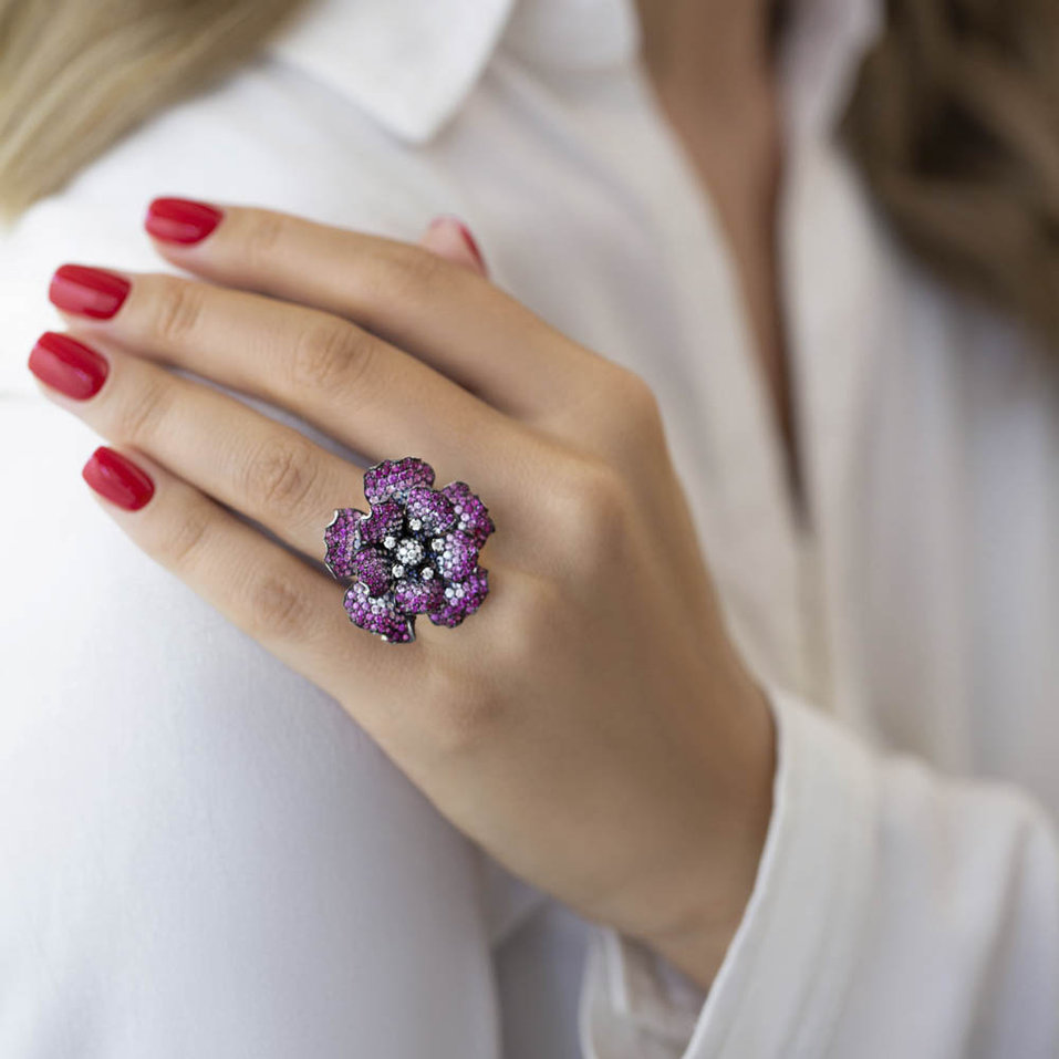 Prsteň s diamantmi a zafírmi Royal Magnolia