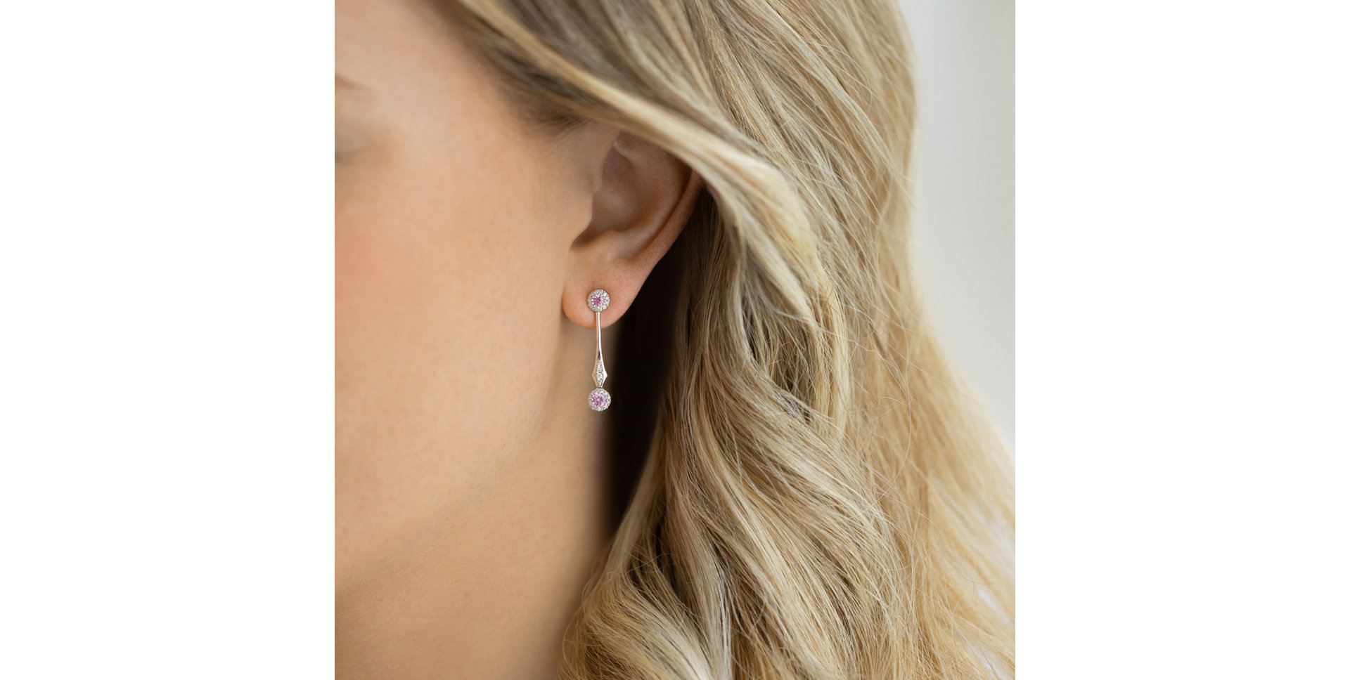 Náušnice s diamantmi a zafírmi Paisley