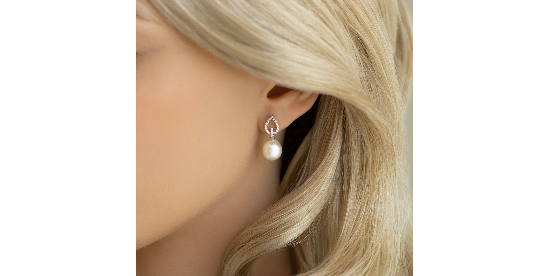 Náušnice s perlou a diamantmi Mariangeles Coast