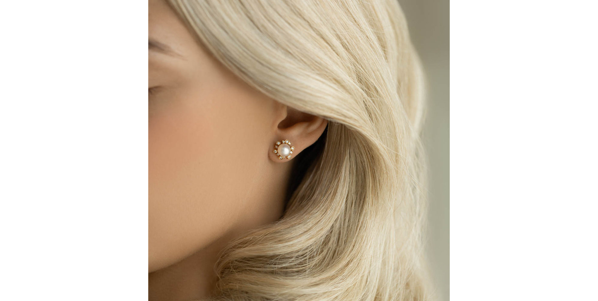 Náušnice s perlou a diamantmi Abeiria