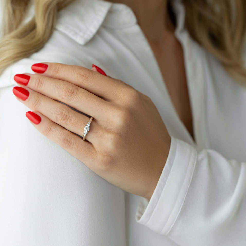 Prsteň s diamantmi Thease