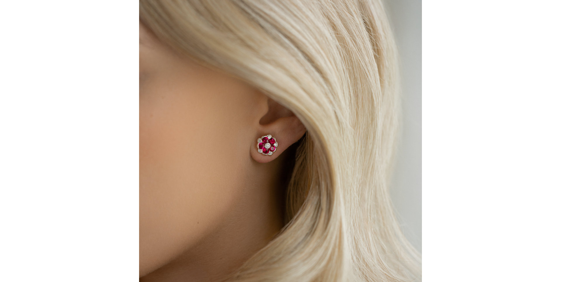 Náušnice s diamantmi a rubínmi Ruby Mood