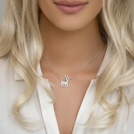 Náhrdelník s čiernymi a bielymi diamantmi Magical Deer