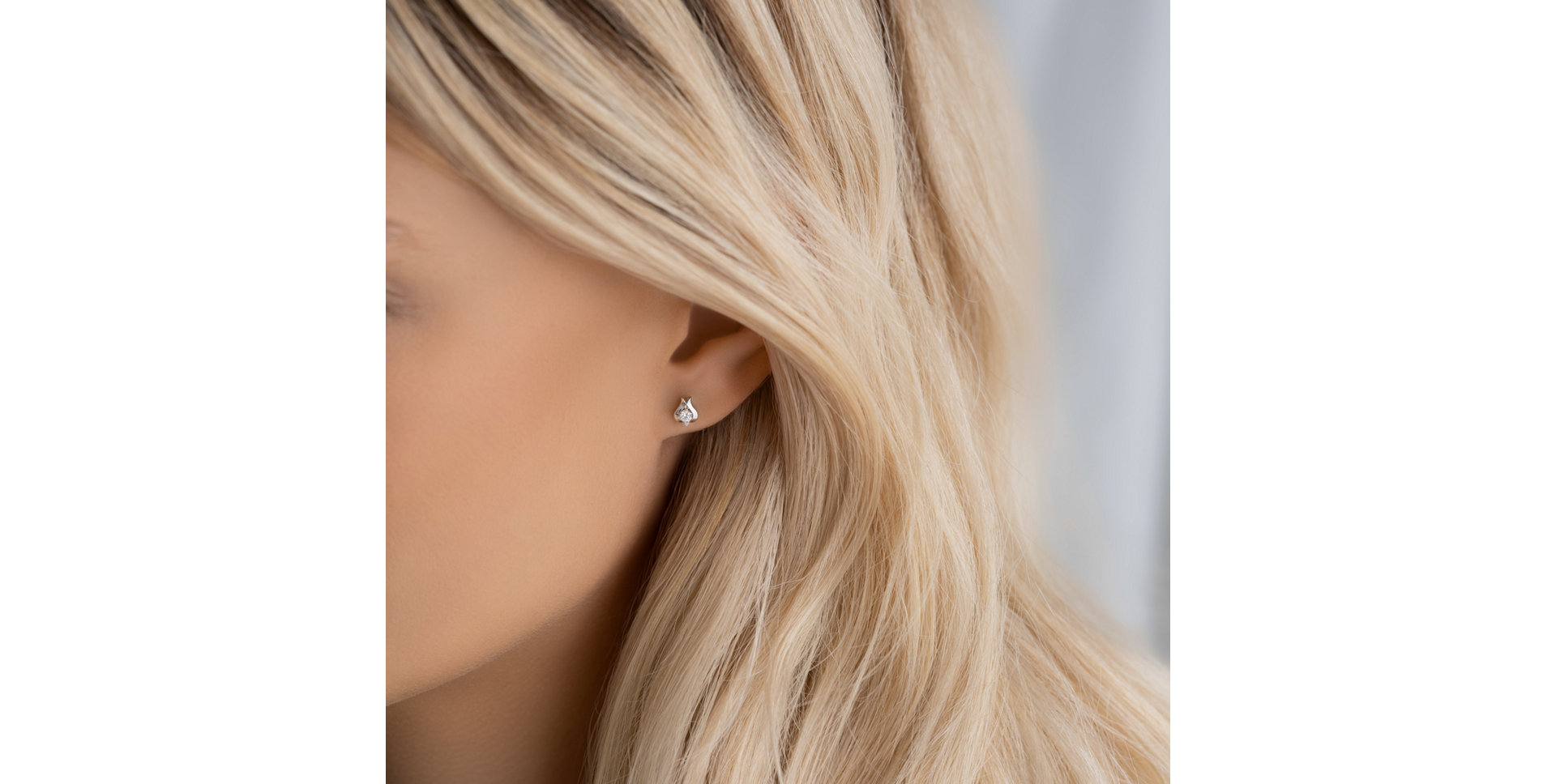 Náušnice s diamantom Straley