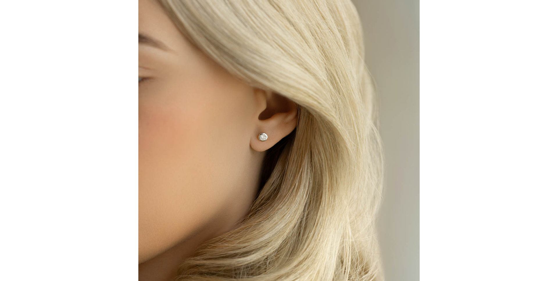 Náušnice s diamantom Star Stranger