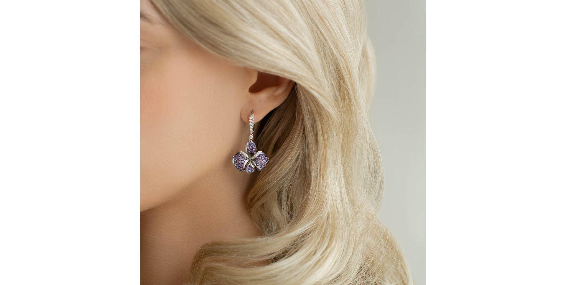 Náušnice s diamantmi a zafírmi Iris