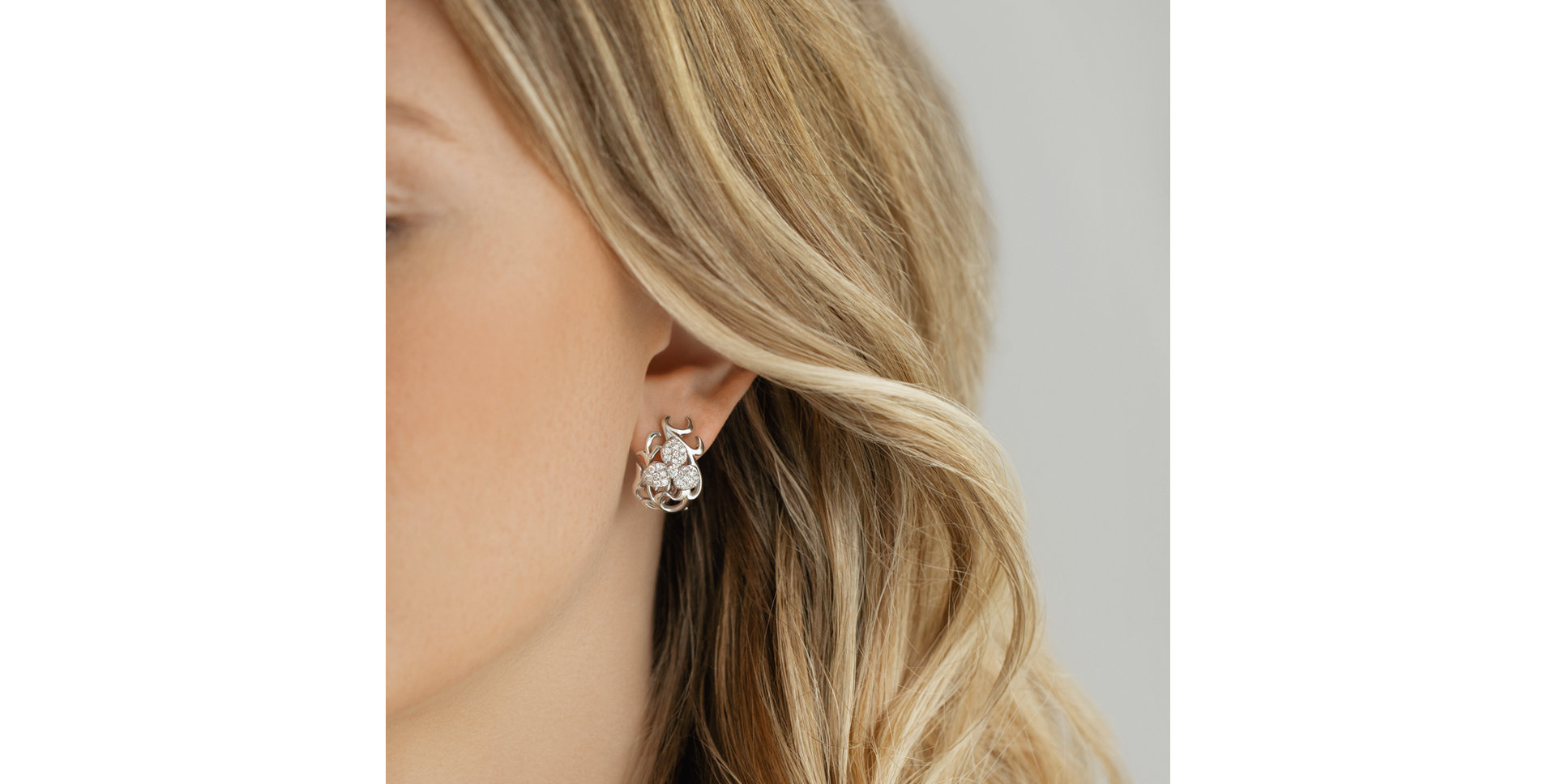 Náušnice s diamantmi Leonidas