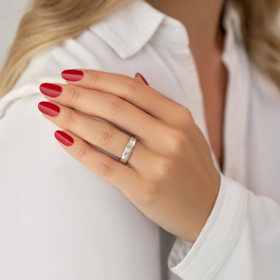 Prsteň s diamantmi Eternal Lines